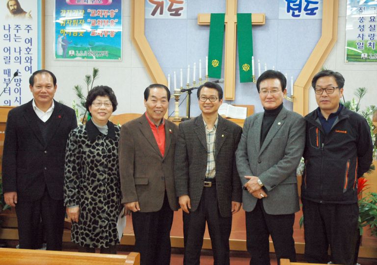 변재일 국회의원, 박문희 도의원 교회 방문